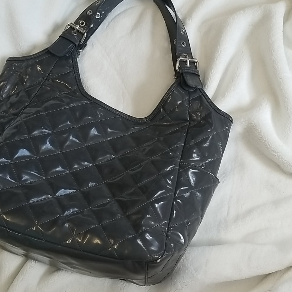 Like new grey to tote or Diaper bag